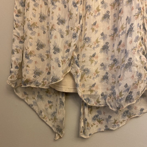 ⭐️Bellambia Floral 100% Lined Silk Overlay Sleeveless Blouse Size M - Picture 7 of 10